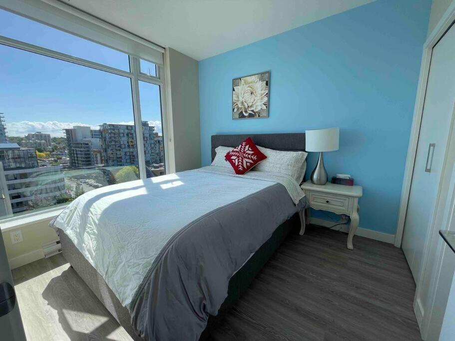 Modern 2 Bedroom Ocean Views Victoria Downtown Free Parking Esterno foto