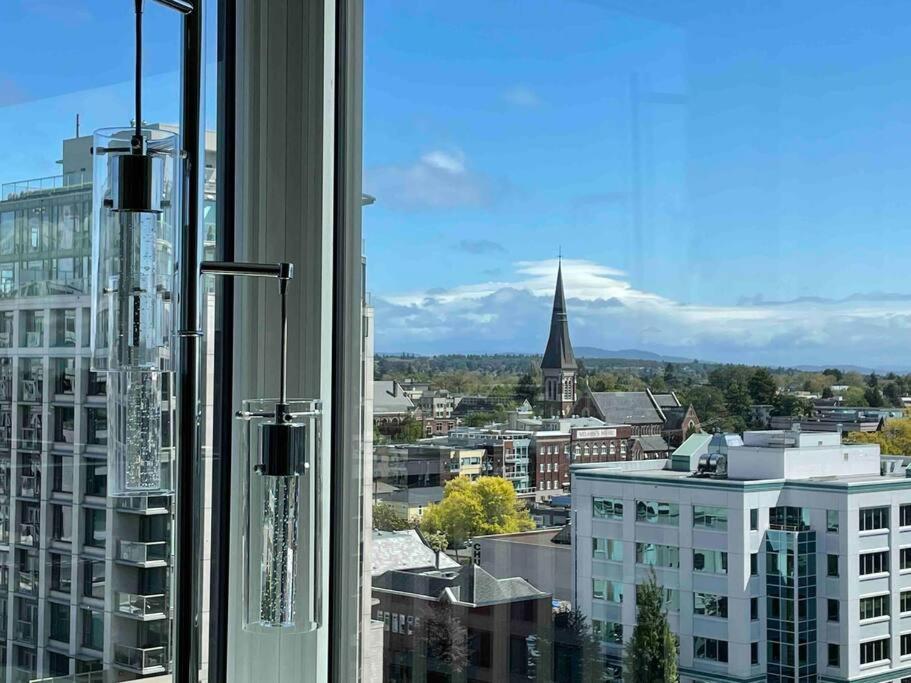 Modern 2 Bedroom Ocean Views Victoria Downtown Free Parking Esterno foto