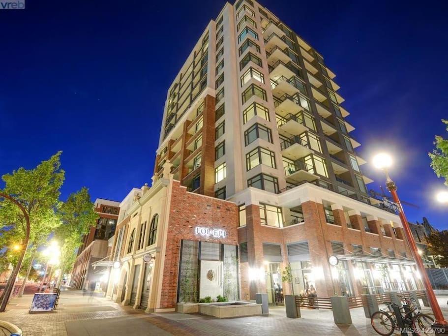 Modern 2 Bedroom Ocean Views Victoria Downtown Free Parking Esterno foto